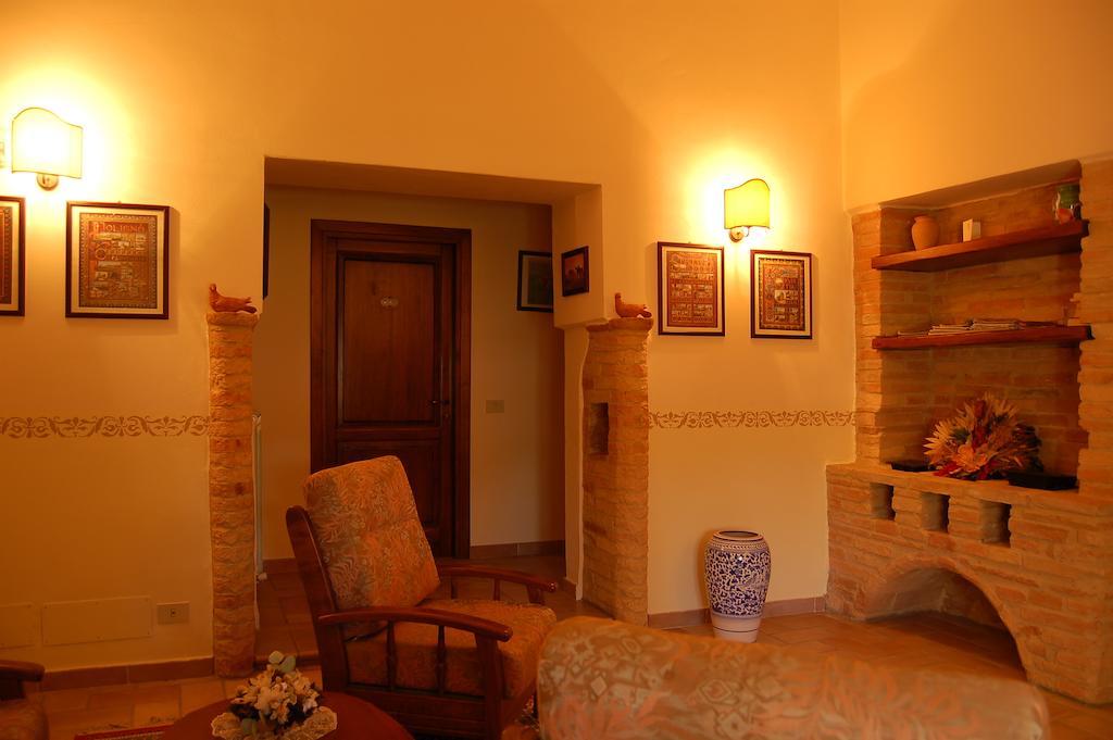 Agriturismo Casale Dei Frontini San Terenziano Ngoại thất bức ảnh
