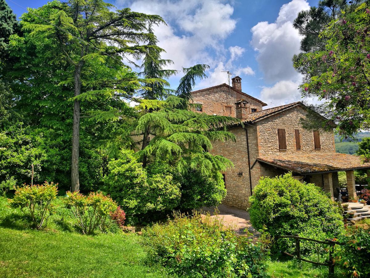 Agriturismo Casale Dei Frontini San Terenziano Ngoại thất bức ảnh